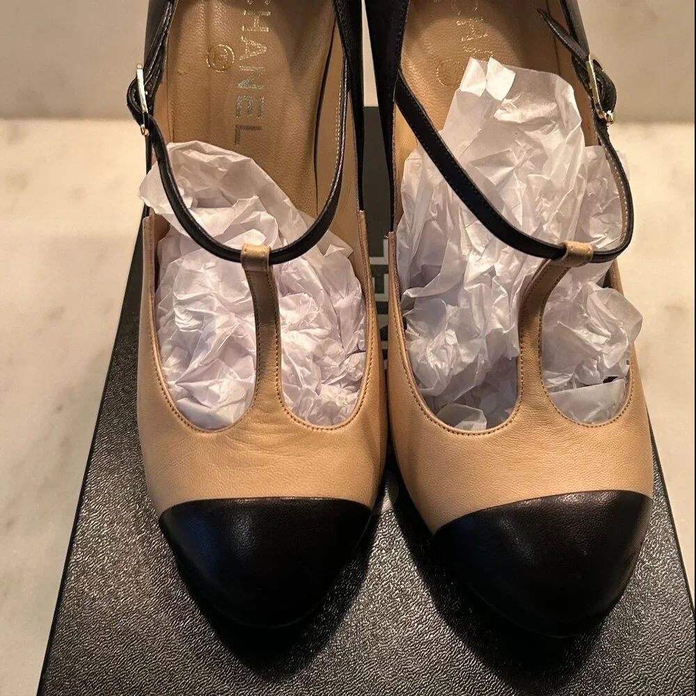 CHANEL T Strap Mary Jane Cap Toe Heels Black Tan Leather CC Logo Pumps 38.8 US8